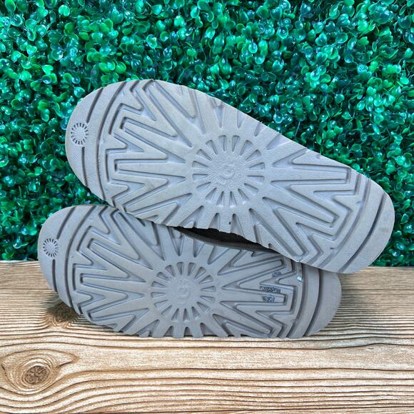 Ugg Australia Women's Neumel Boot Tan Brown US Sz 8 - Picture 5 of 9